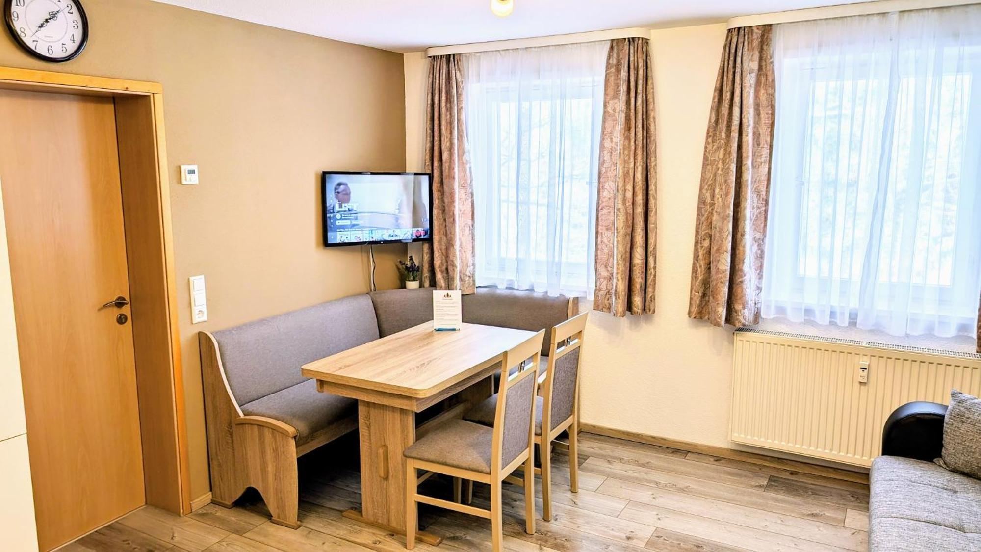Waldhorn Dobel Apartment Room photo